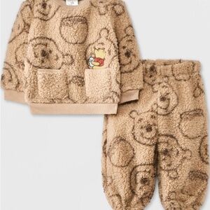 NWOT Disney Winnie the Pooh Faux Fur Set 18 Months